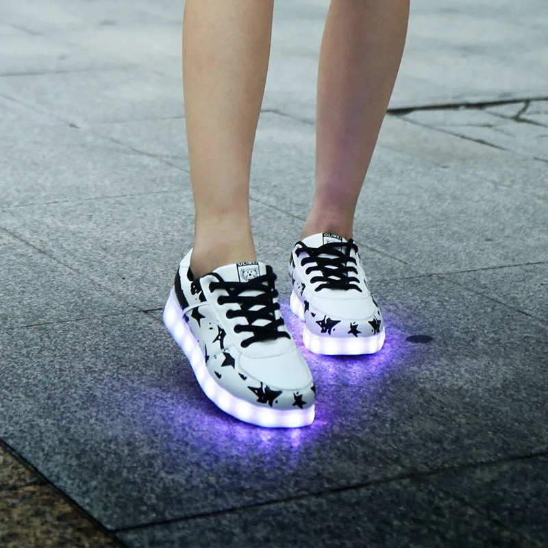 Светящиеся кроссовки tenis led feminino Basket LED для бега светящиеся светодиодные тапочки