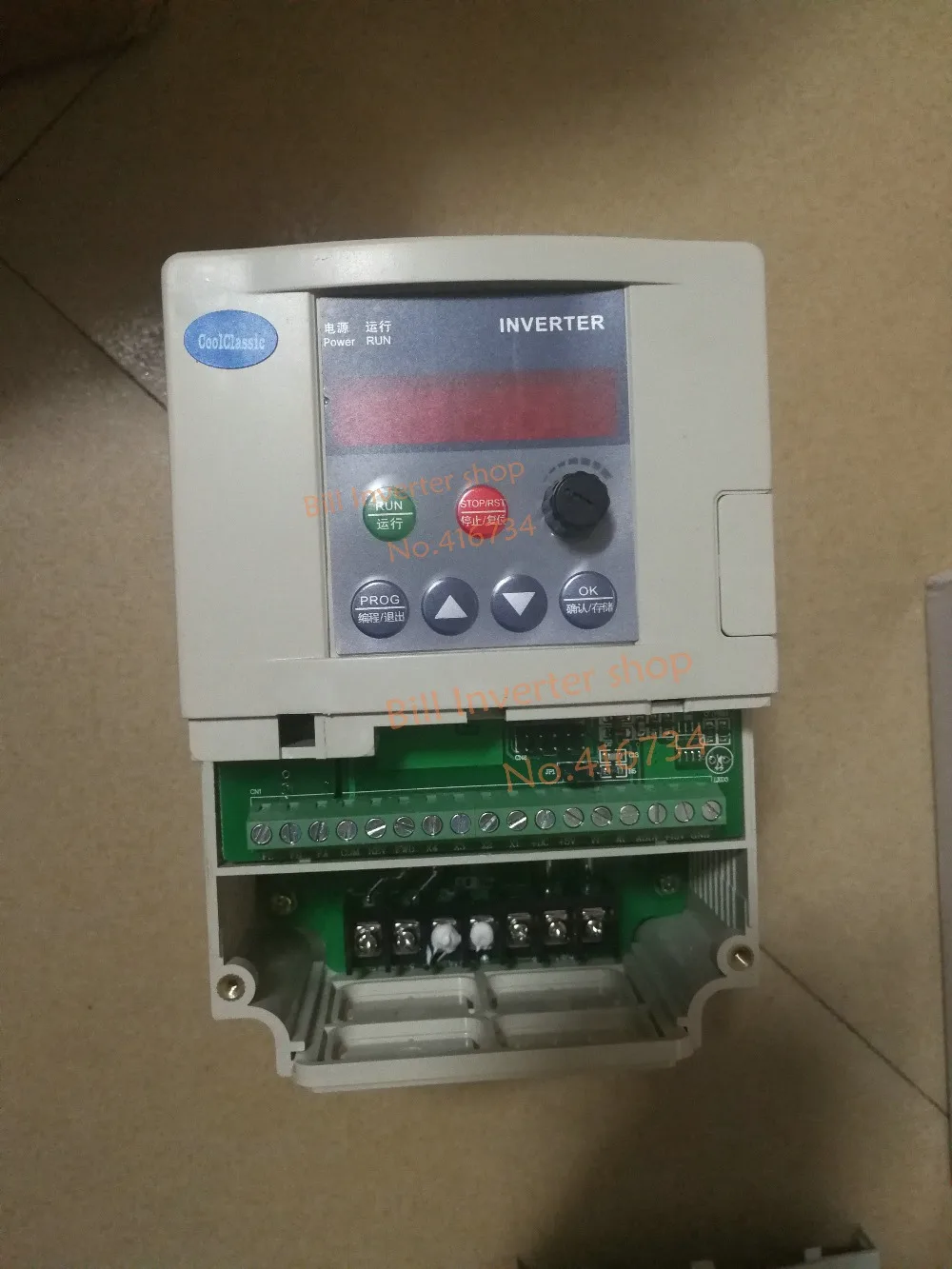 Инвертор VFD ZW-S1-2T 110 кВт/220 кВт однофазный в/в вход и для трехфазного двигателя с кабелем 2 м и внешней панелью