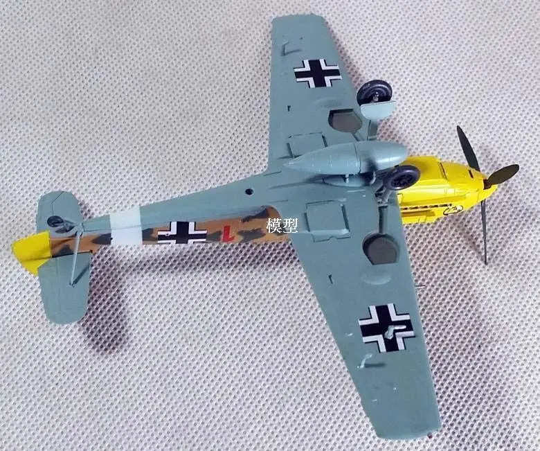 Вторую мировую войну Messerschmitt BF-109 E-7 Trop II/JG27 самолета 1/72 отделка easy Model Самолет