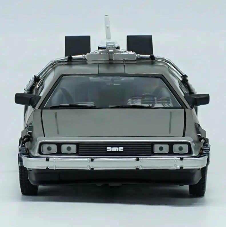 1:18 передовая модель автомобиля из DeLorean сплава литая под давлением металлическая