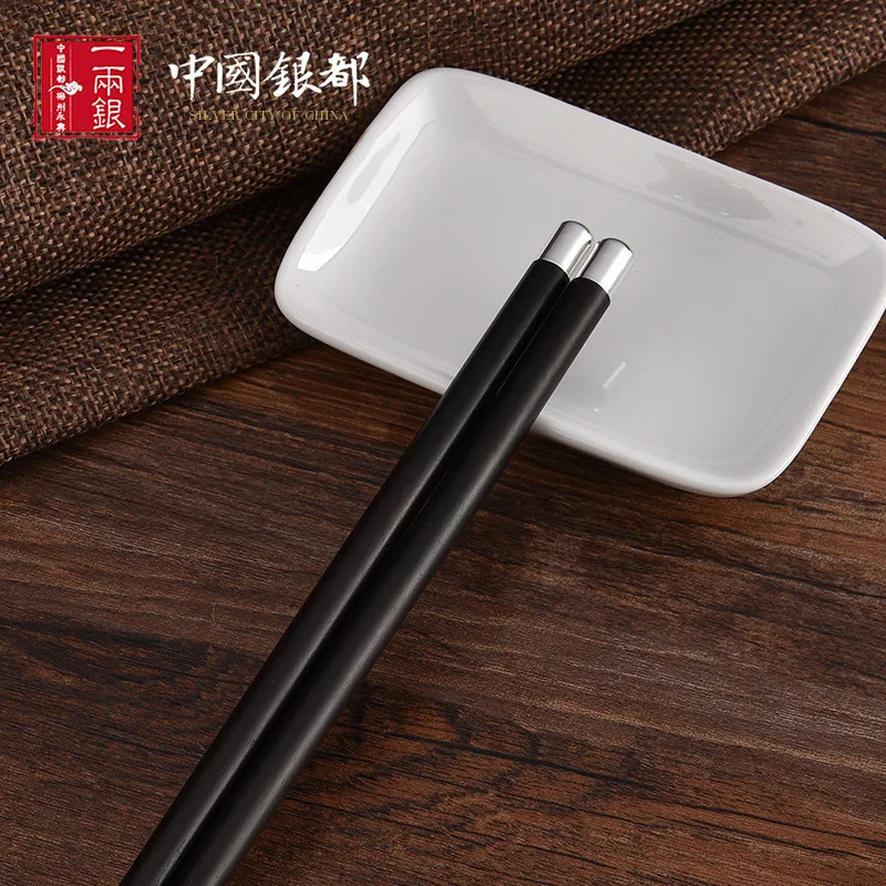 Одна пара палочки для еды серебристого цвета Бытовая твердая древесина Chopsticks 999 серебро креативные противоскользящие палочки для еды китайская посуда палочки для еды набор