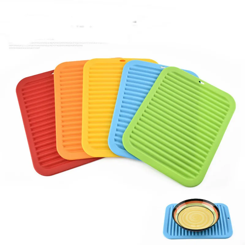 

Folderable Rectangular Silicone Heat Insulation Mat Cup Mug Dish Coaster Dinner Table Kitchen Tools