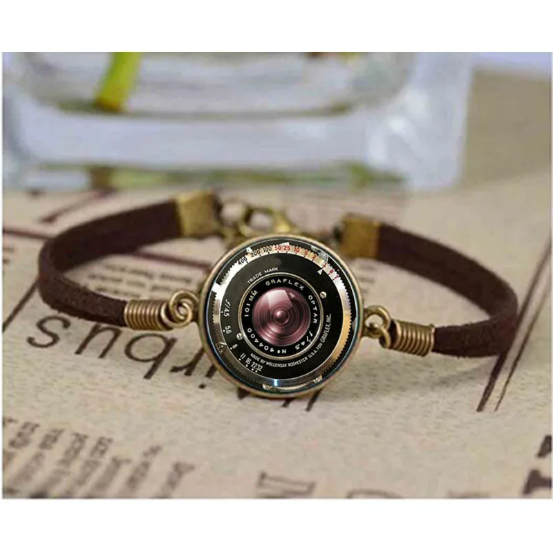 

VINTAGE CAMERA bracelet Antique Camera Lens bracelets Gray Black jewelry Bangle