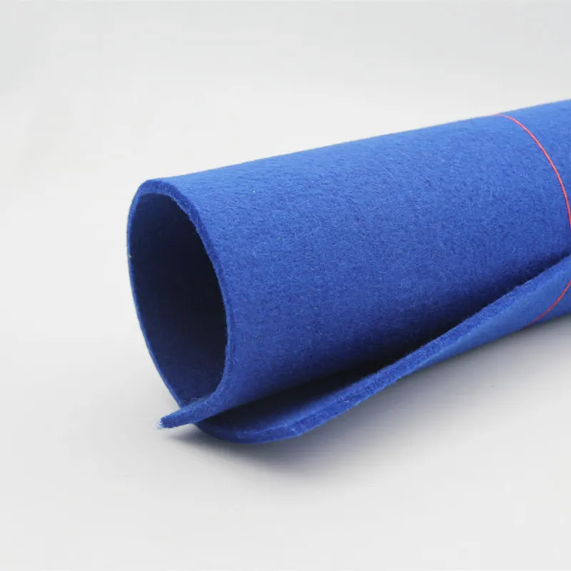 1 шт. 30*30 нетканое полотно Войлок DIY Швейные игрушки, поделки; подарок; однотонные Цвет полиэстера нетканый Войлок 4 мм Толщина украшение дома - Цвет: Royal Blue