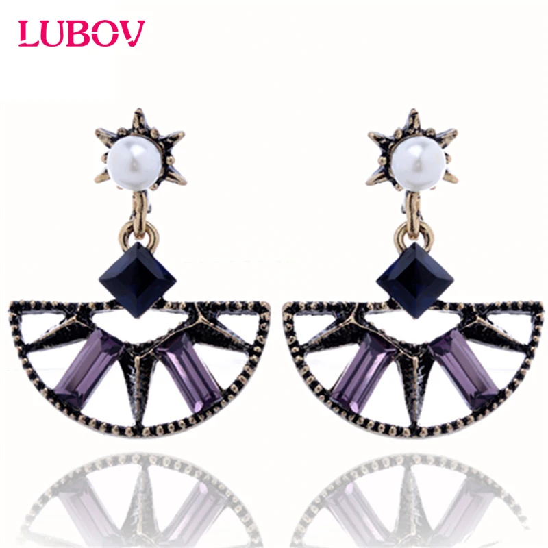 Женские экзотические серьги гвоздики с полукруглой подвеской красивые