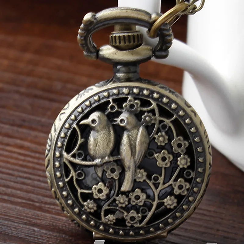 

Vintage Bronze Cute Love Bird Flower Hollow Quartz Pocket Watch Women Men Chain Clock Pendant Necklace Ladies' Gift
