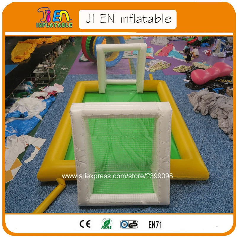 Free shipping inflatable soapy soccer arena / game for children commercial football filed with flooring | Игрушки и хобби