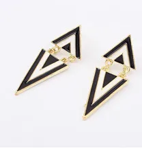 Новые модные серьги с кисточками черно белые треугольные для девочек на свадьбу