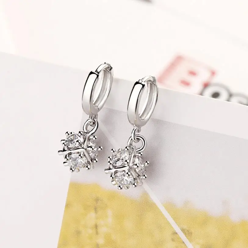 

Latest Clear Crystal Women Drop Earrings Jewelry Top Quality Silver Plated Earrings For Girl Lady Engagement Party Accessories
