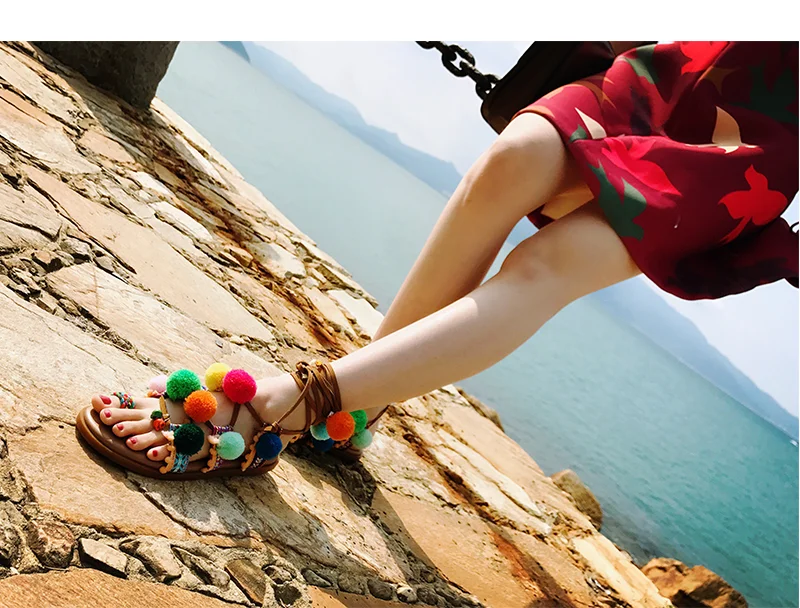 Брендовые дизайнерские разноцветные Вьетнамки с помпонами и бахромой