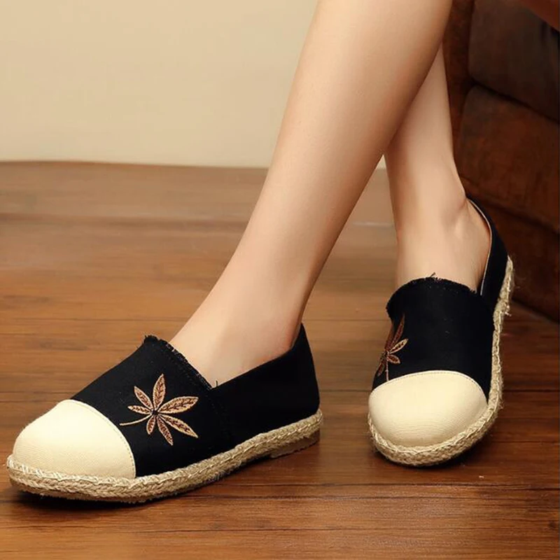 Fashion casual women shoes spring summer new small white round head shallow mouth maple leaf flat comfort mm438 | Обувь