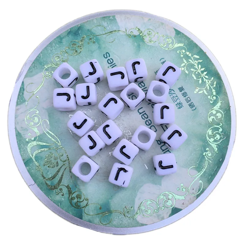 

Wholesale Plastic Acrylic Letter Beads 6*6MM Cube Sqaure Alphabet Initial J Printing Cube Square Plastic Cube Square Beads
