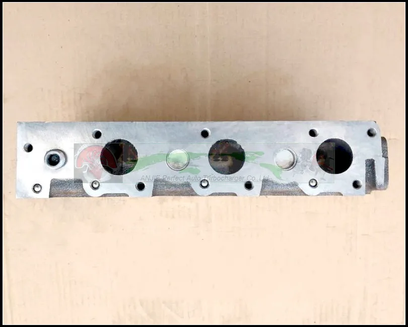 Головка блока цилиндров двигателя 3LD1 для грузовика ISUZU запчасти чугунный дизель 6