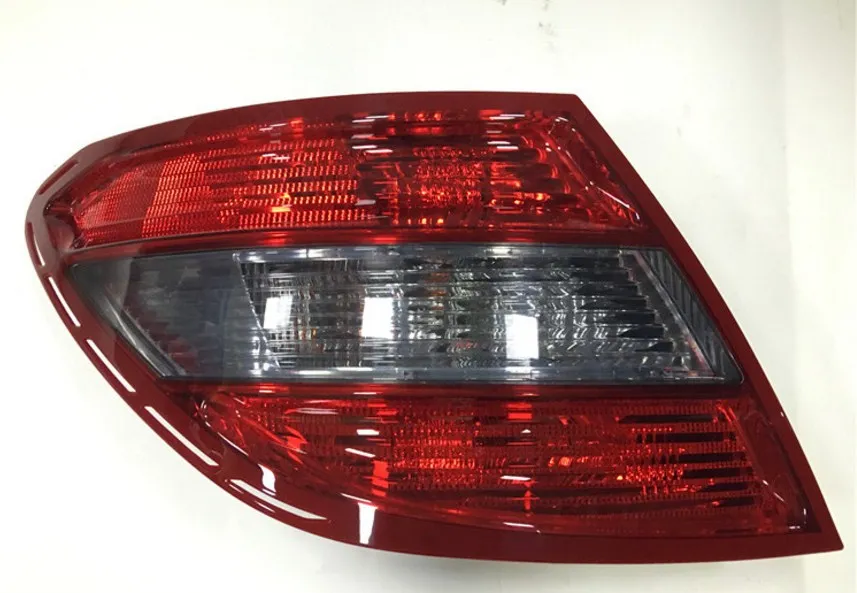 

eOsuns rear lamp tail light assembly for Mercedes-Benz C Class W204 C180 C200 C220 C250 C260 C280 C300 2007-2014