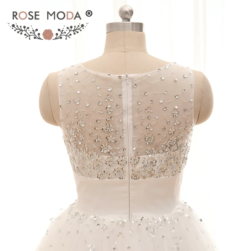 Розовое короткое платье для свадьбы полностью вышитое бисером до колена пляжное