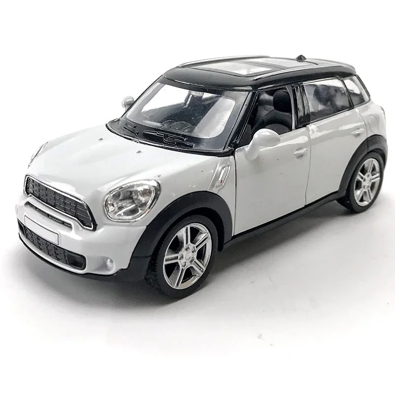 Mini white 1/36 Scale Simulation CLS63 G63 Q7 VW Bus Alloy Model Car Diecast Vehicle Toys Pull Back Metal Auto Collection Cars Toy For Kids - Цвет: Mini white