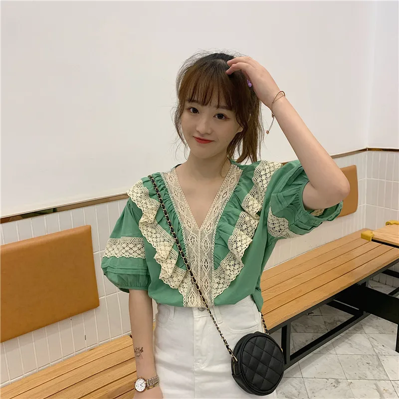 RUGOD New Arrival Women Stiching Shirt V-neck Half Lantern Sleeves Loose Lace Ruffles Blouse Sweet Temperament Mujer Blusa
