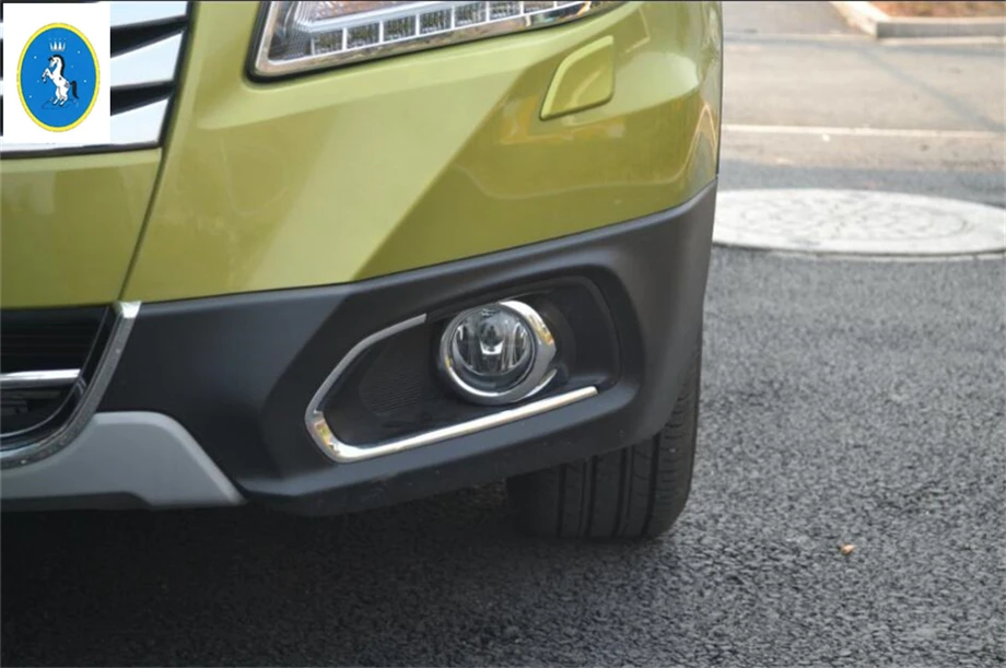 

Front Head Bumper Fog Lamps Lights Decoration Frame Cover Trim Fit For Suzuki SX4 s-cross 2014 2015 2016 Exterior Accessories