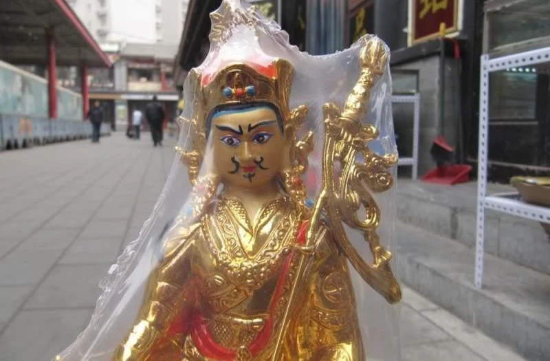 Бронзовая позолоченная Статуэтка Падма самбава тибетский народный буддизм 9