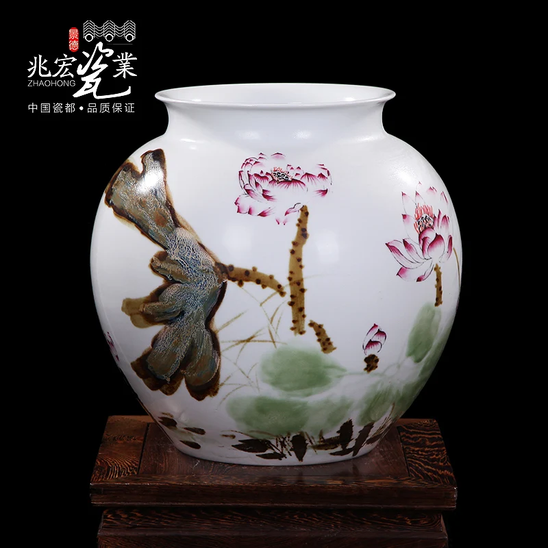 

Jingdezhen ceramics hand-painted Chinese vase green lotus top decoration decoration design Home Furnishing belly living room