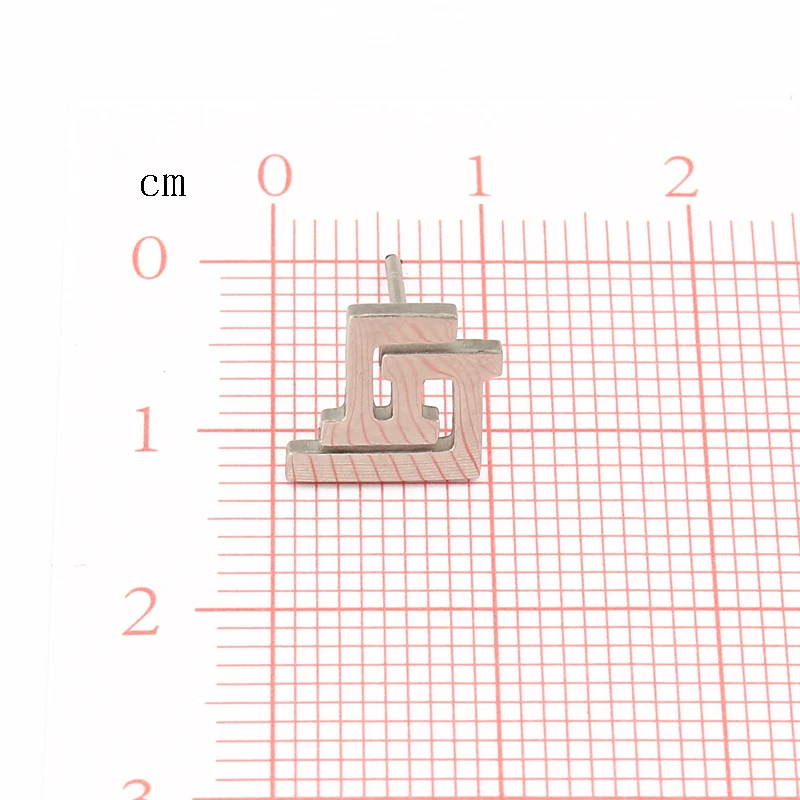 GEOMEE 1 пара металлические цветные серьги гвоздики из нержавеющей стали для женщин