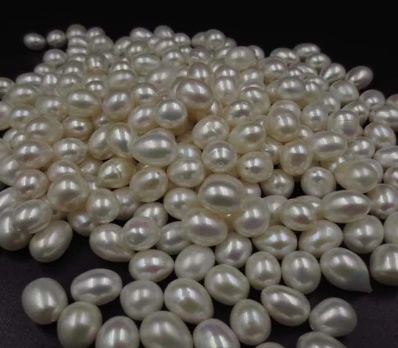 

Exquisite 8--9mm Akoya Black Natural Pearl Earring