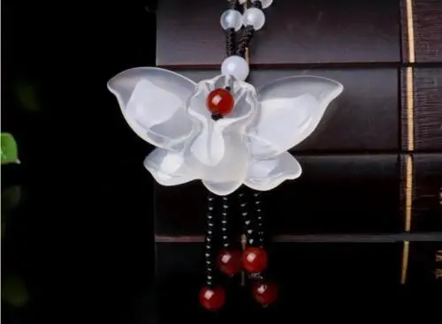 China's Beautiful Natural White Jade Pulp Hand carved Butterfly Pendant Necklace|necklace necklace|necklace whitenecklace natural |