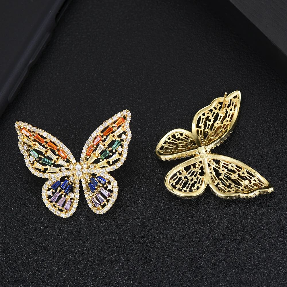 Серьги-гвоздики в форме бабочки с фианитами | Украшения и аксессуары