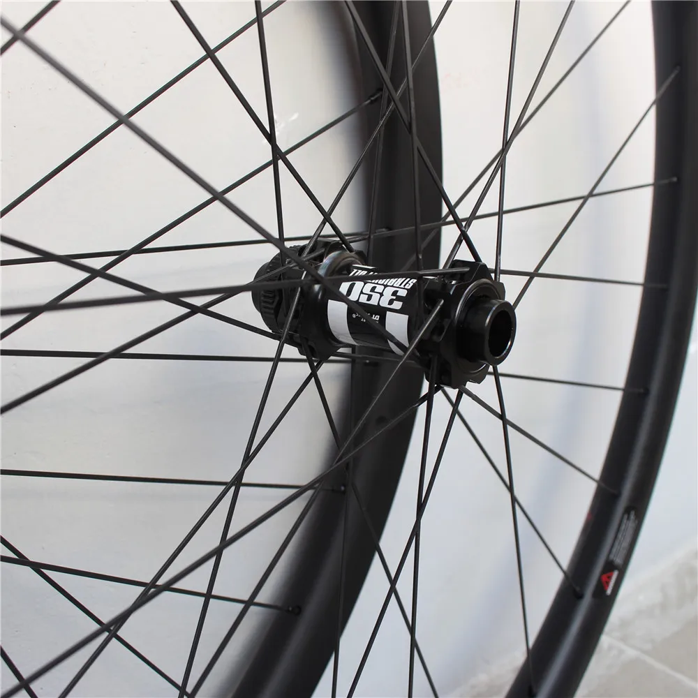 Новинка 2019 29er Углеродные MTB колеса XC 33 мм бескамерные для горного велосипеда 28H 32H
