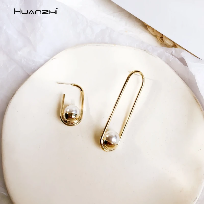 HUANZHI 2019 новые серьги-гвоздики из металла золотистого цвета с полым жемчугом для