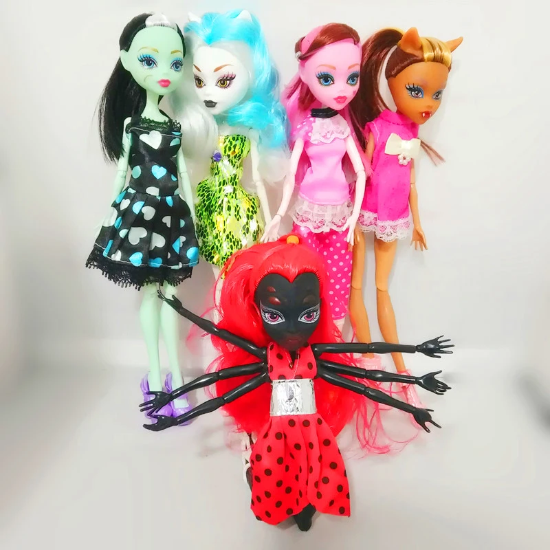 

1PC High Quality Fasion Dolls Draculaura/Clawdeen Wolf/ Frankie Stein / Black WYDOWNA Spider Moveable Body Girls Toys