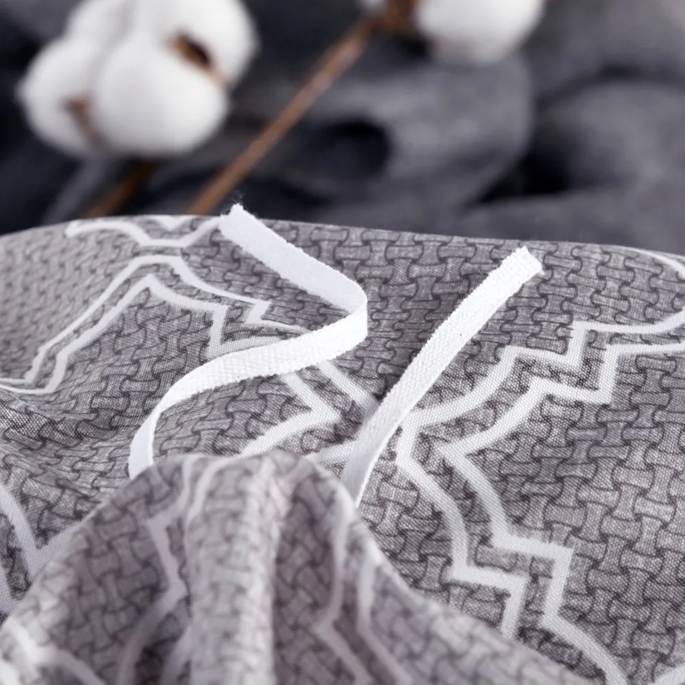 

New Lattice Whole Cotton Color Bedding Set Stripes Geometry Warm Family Pillowcases 3pcs Duvet Cover sets Soft Bed Sheet