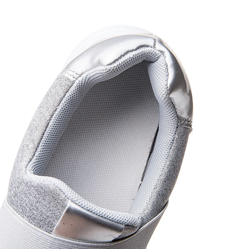 

Women Vulcanized Shoes zapatos de mujer running shoes lady plus size 36-42 light weight slip on sneaker running shoes
