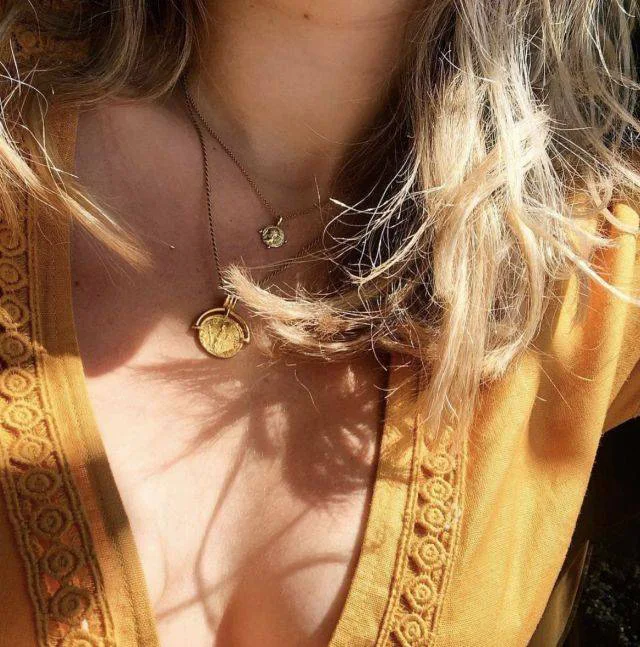 Увеличенное золотое ожерелье-чокер с замком, женская мода, имитация жемчуга, монета ракушка, ожерелье с кулоном в стиле панк, Массивное колье