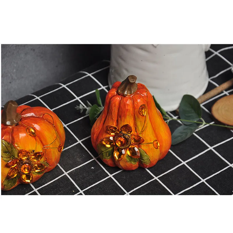 

Idyllic Country Retro Painted Pumpkin With Diamond Ornaments Home Garden Gardening Ornaments Halloween Living Room Decor M1749