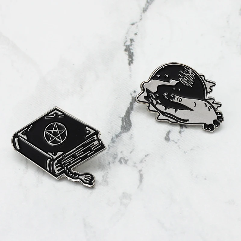 2 шт./компл. Волшебная книжка черная ведьма темные эмалированные броши с