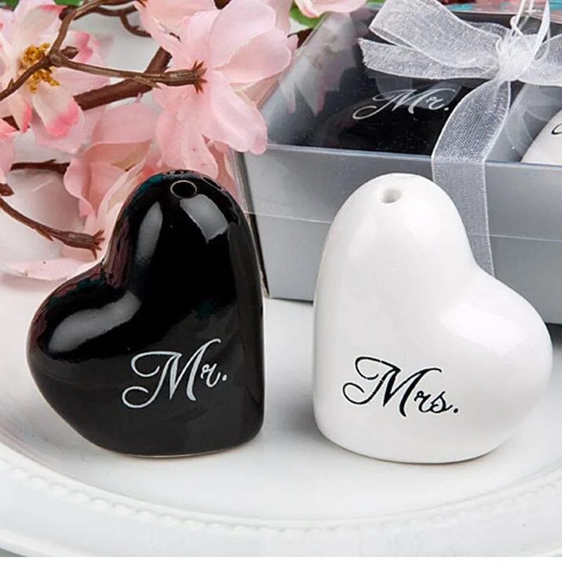 100pcs=50set Love Heart Mr & Mrs Ceramic Salt And Pepper Shaker Wedding Souvenirs Party favor Gift For Guest Wholesale ZA1226