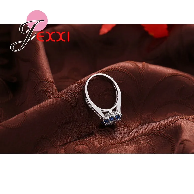 Женское кольцо из серебра 925 пробы с фианитом|women rings|designer ringring design |