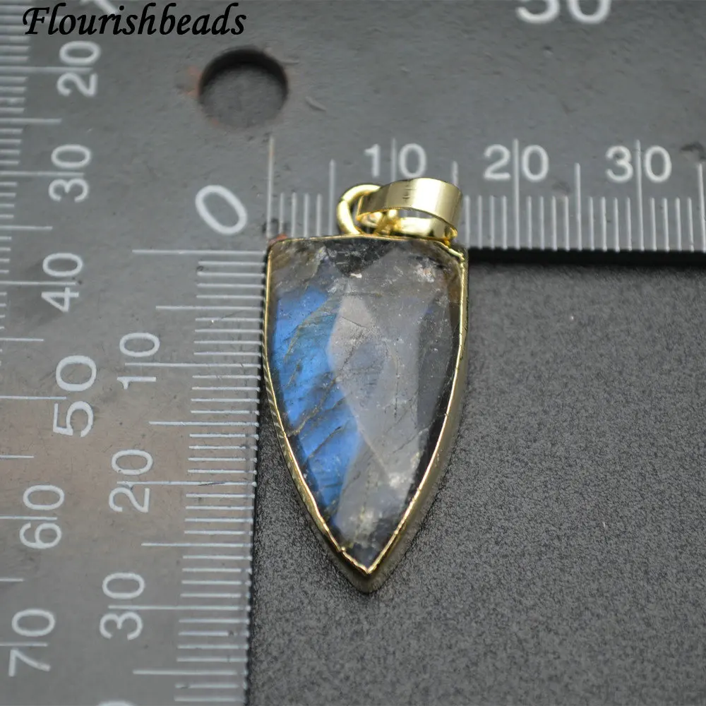 

Natural Shiny Labradorite Arrow Shape Stone Pendant Gemstone Jeweleys