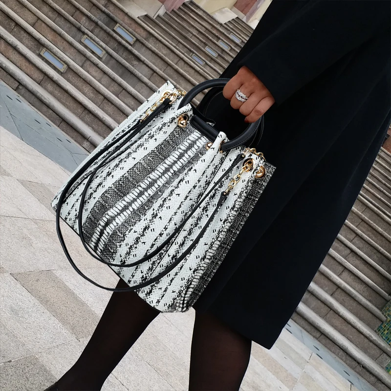 

Luxury Brand Bucket bag Classical Snake Pattern Ladies Handbags Fashion Women's Shoulder Bags Messenger Bags bolsa feminina