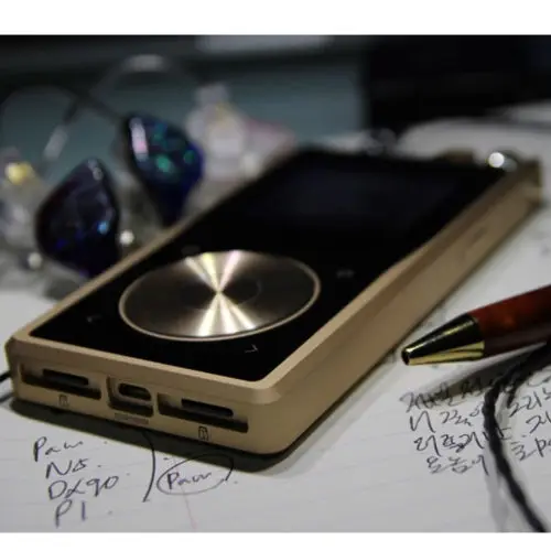 Qustyle QP1R Высокое разрешение без потерь DAP MP3 HIFI музыкальный плеер HIFI Музыка DSD DAC Портативное аудио 32 Гб FLAC WAV ALAC APE