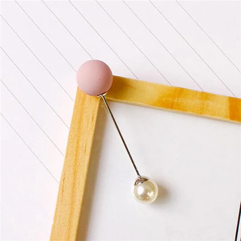pink white brooch Корейская модная перламутровая брошь аксессуары женская вязаная кофта с шарфом свитер булавка корсаж декоративная шаль Пряжка маленькие Ювелирные изделия Подарки - Окраска металла: pink white brooch