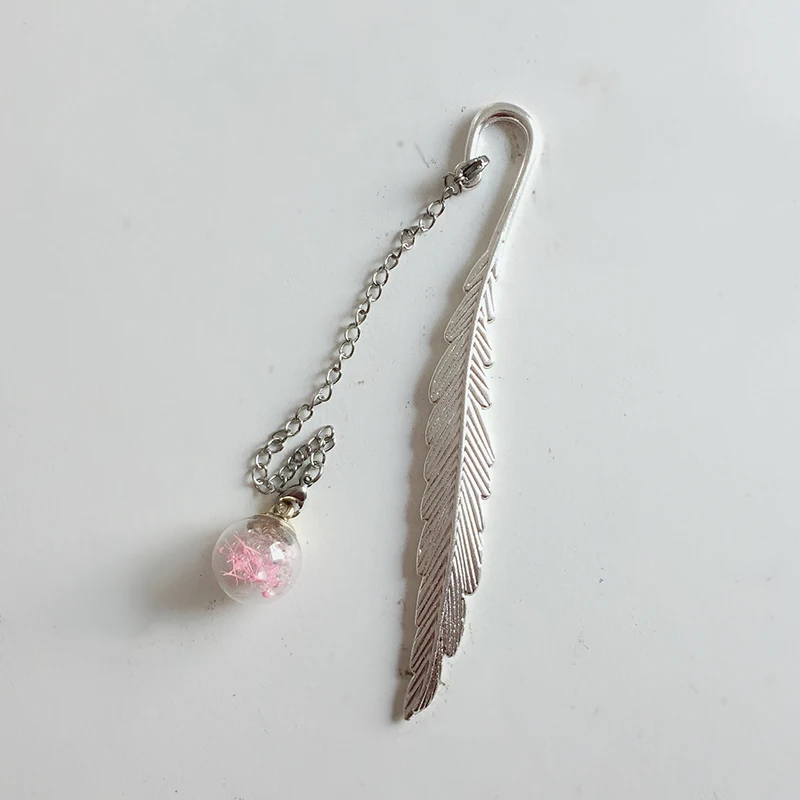 

Crystal Ball Pendant Bookmark Metal Feather Book Page Marker for Reading