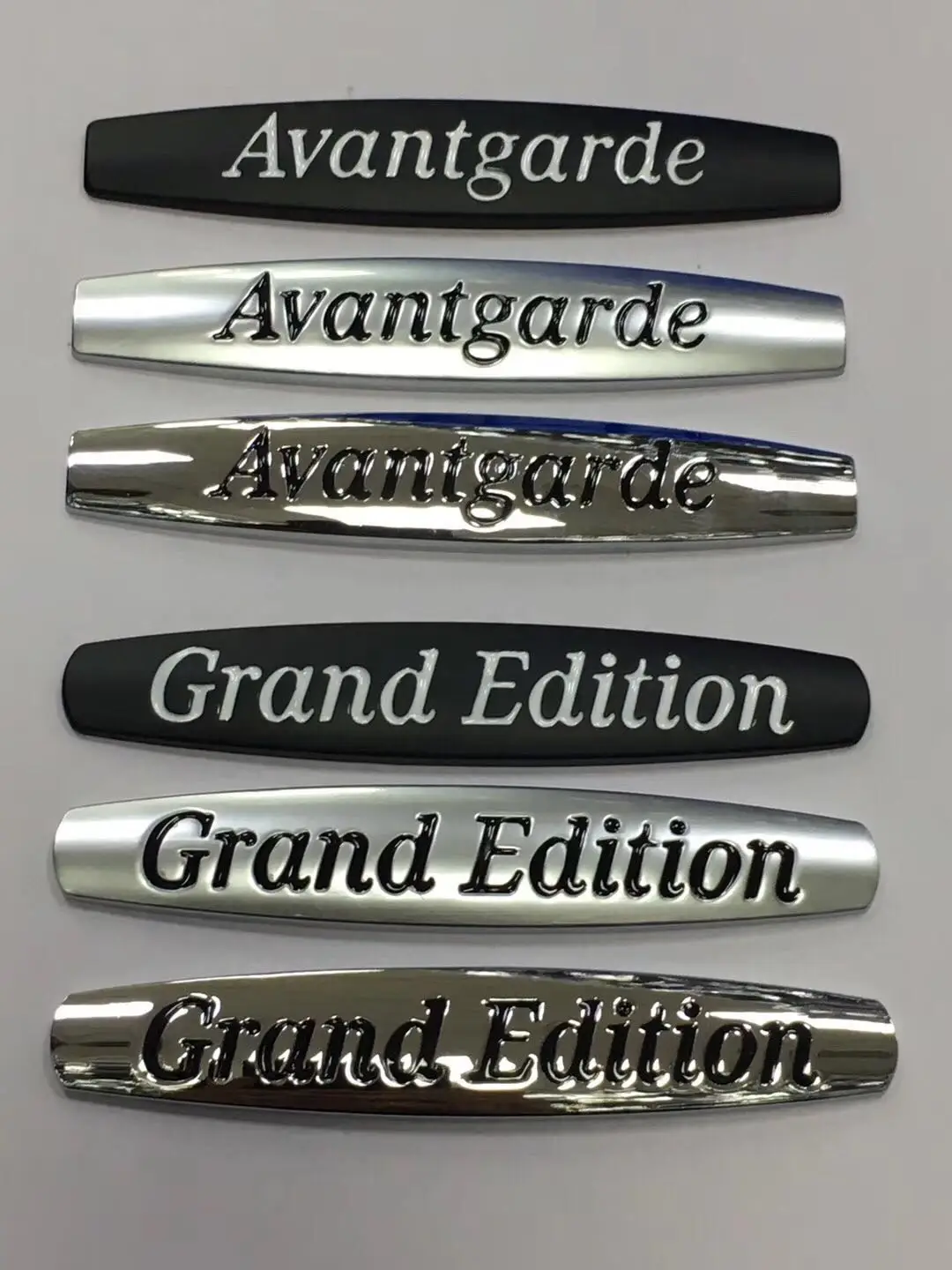 

100pcs New Car Styling Good Quality Black Silver Avantgarde Grand Edition Side Fender Sticker Badge Emblem