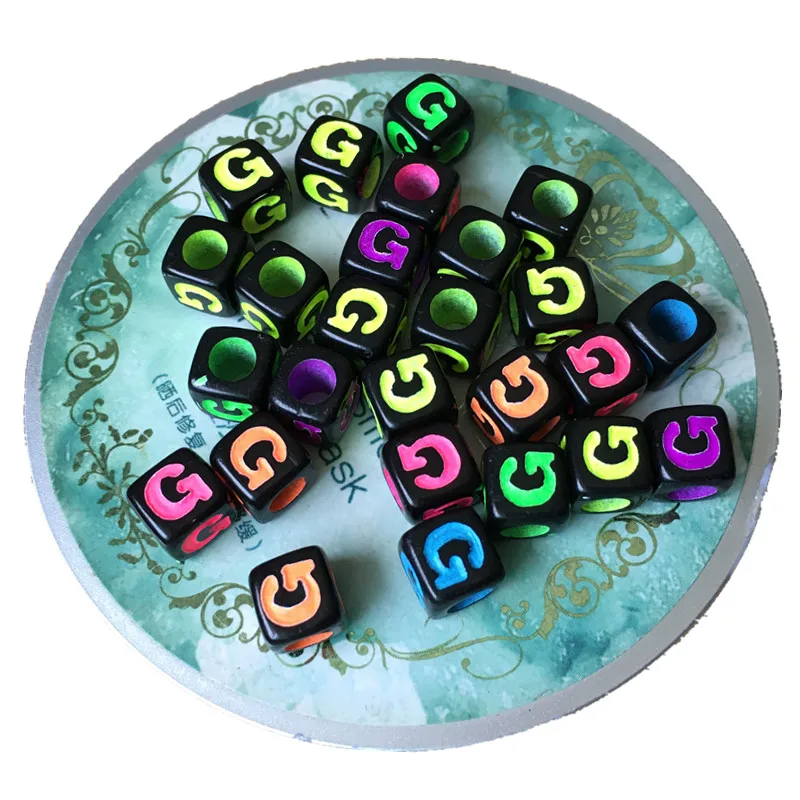 

Wholesale Price Cube Square Acrylic Letter Beads 1900PCS 7*7MM Mixed Neon Colors Plastic Alphabet Letters Initial G Beads