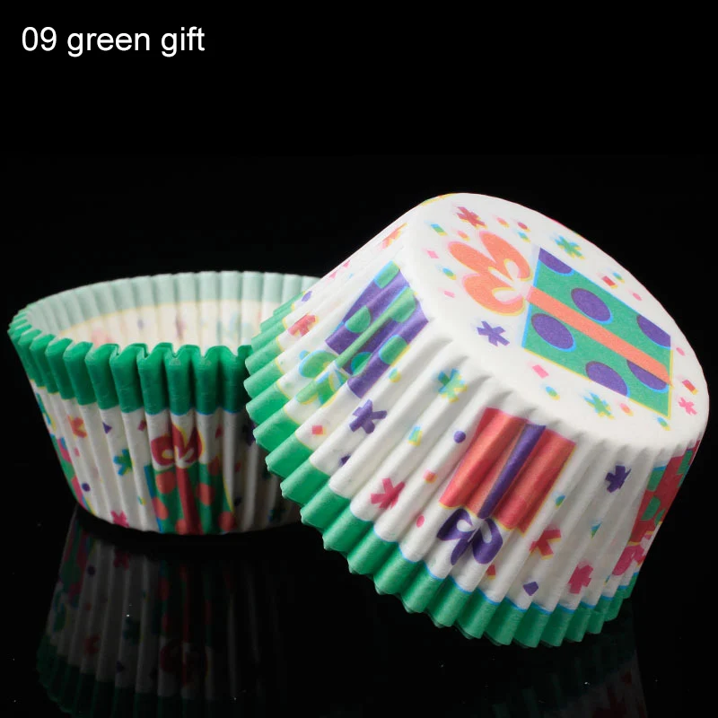 09 green gift 100 шт. бумажный стаканчик для торта, маленькая форма для торта, коробка для кексов, форма для выпечки, инструмент для украшения торта, лайнер для торта, кухонные аксессуары - Цвет: 09 green gift