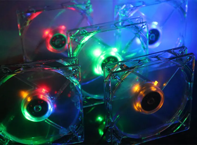 Высококачественный Компьютерный Вентилятор для ПК 12 см с 4 светодиодами 8025 8