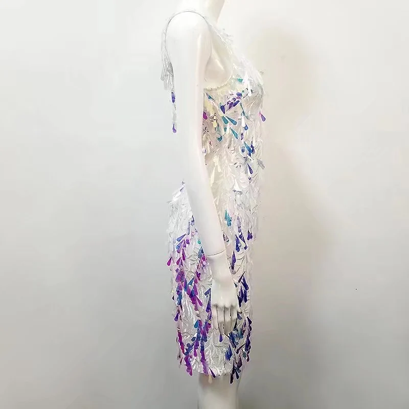 Женское летнее платье белое блестящее с треугольным вырезом 2018 | Женская одежда