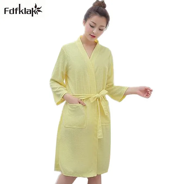 Женский банный халат карамельного цвета весенне-осенний для женщин мягкая