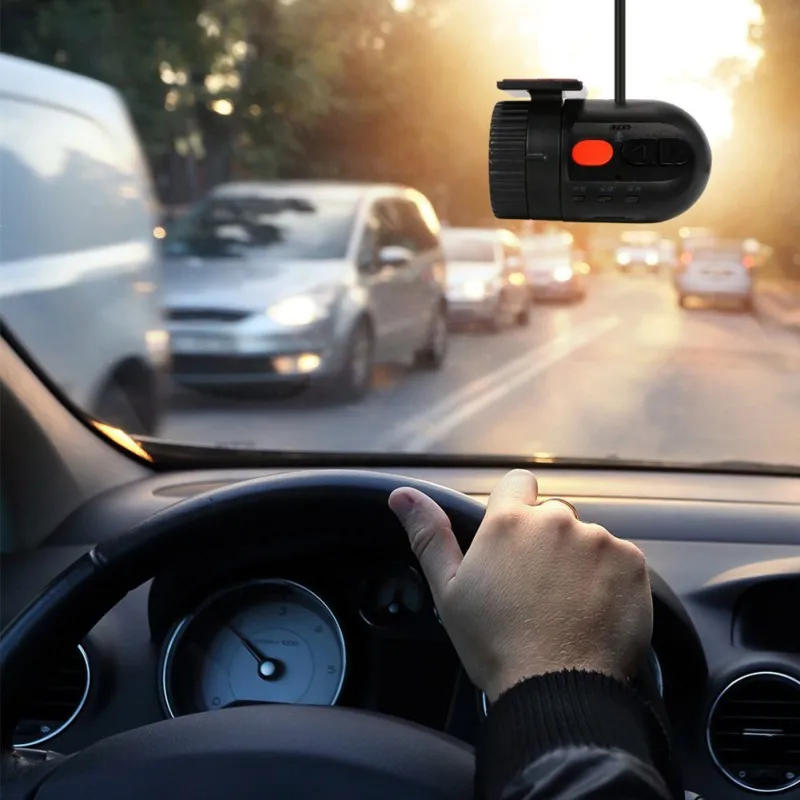 Автомобильный видеорегистратор Mini HD с широкоугольным объективом 120 градусов g